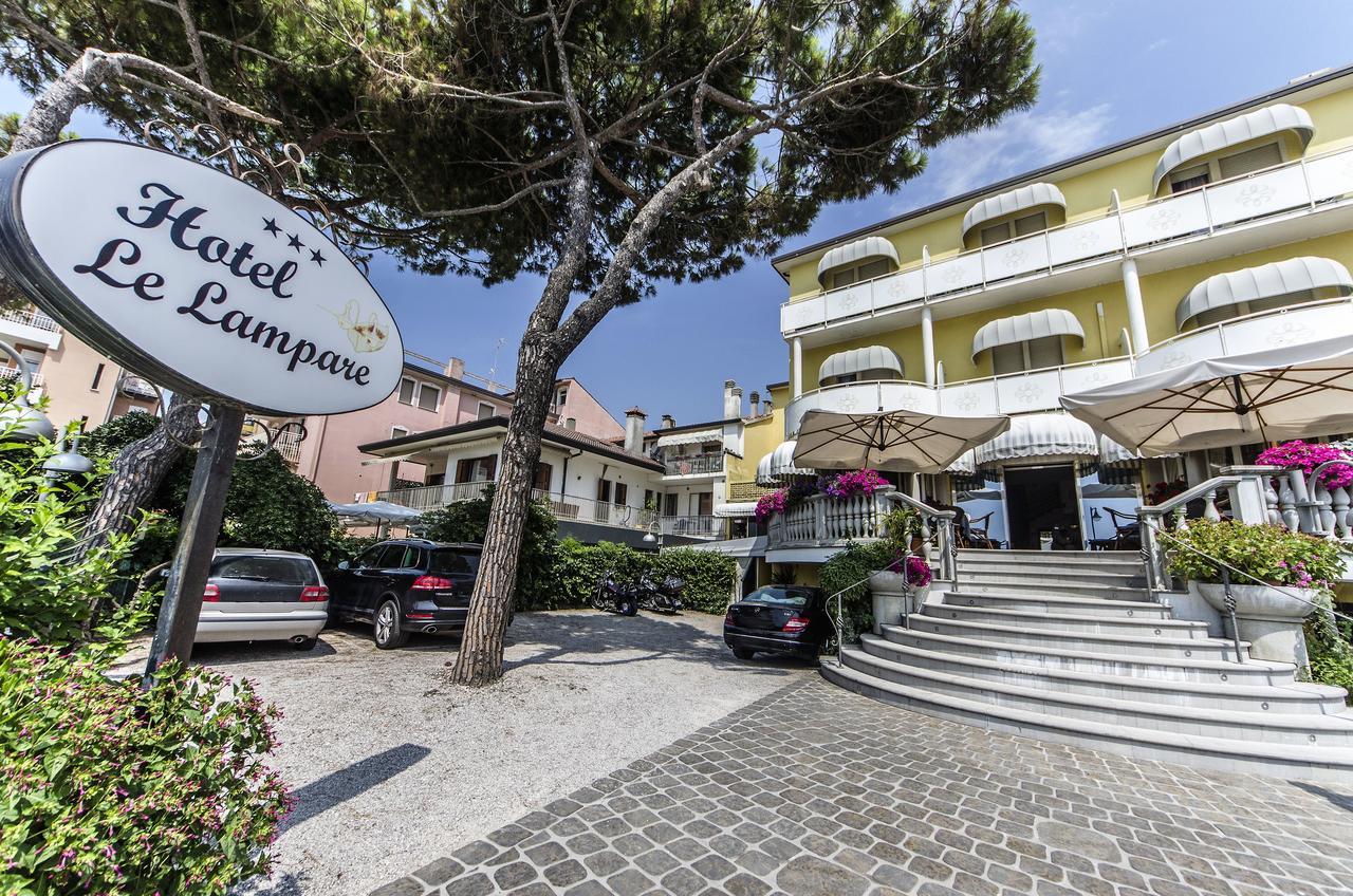 Hotel Le Lampare Caorle Bagian luar foto